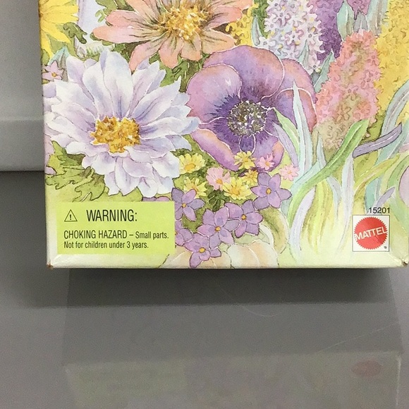 BARBIE DOLL AVON EXCLUSIVE SPECIAL EDITION - Picture 7 of 14